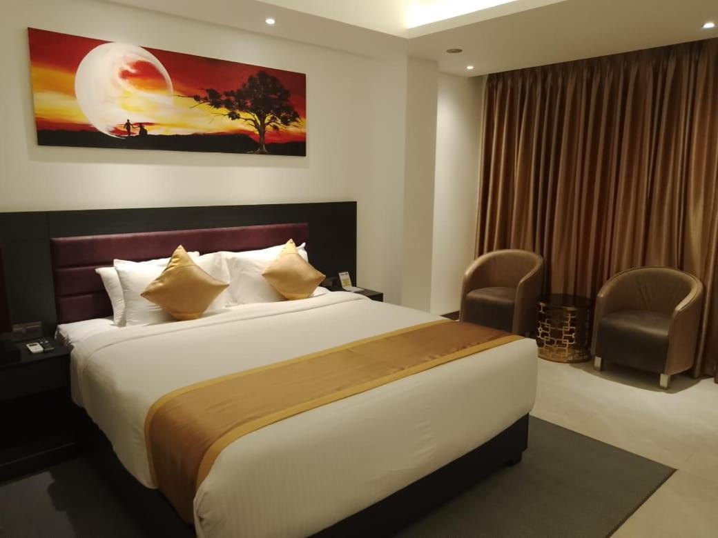 Hotel X Раджшахи Екстериор снимка